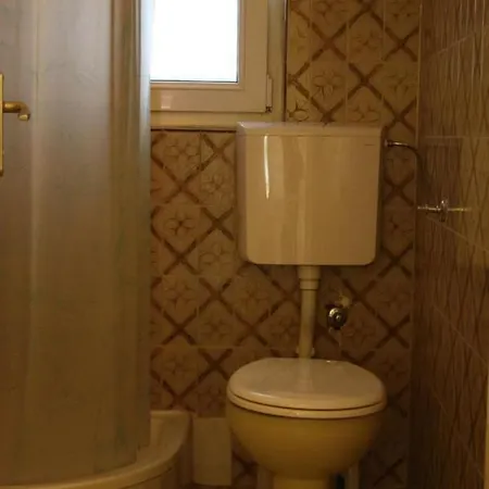 Apartment Mt130 *